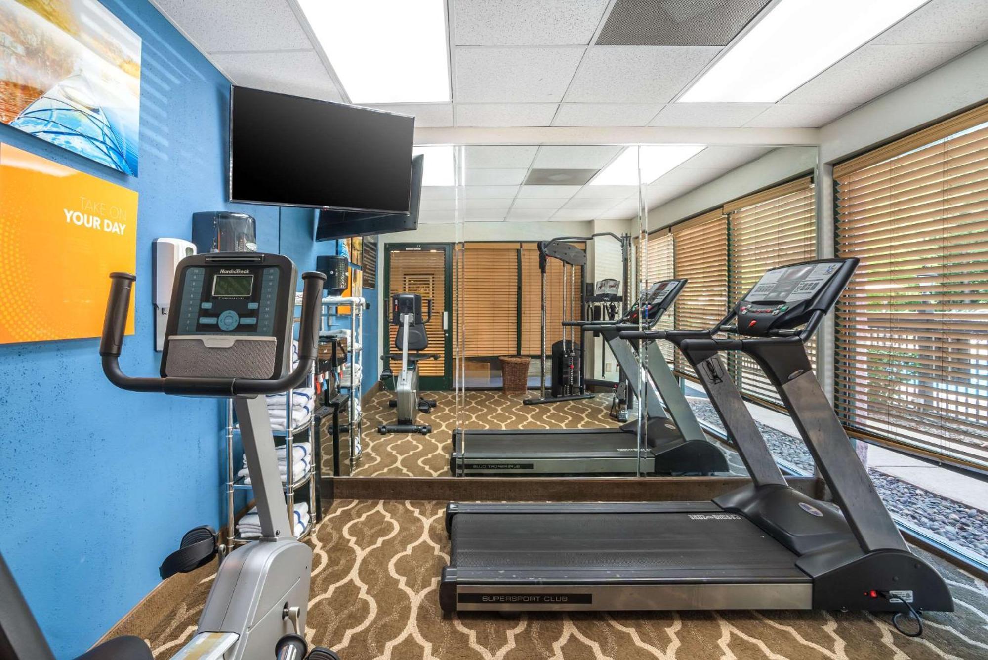 Comfort Inn & Suites Lake Norman Корнеліус Екстер'єр фото