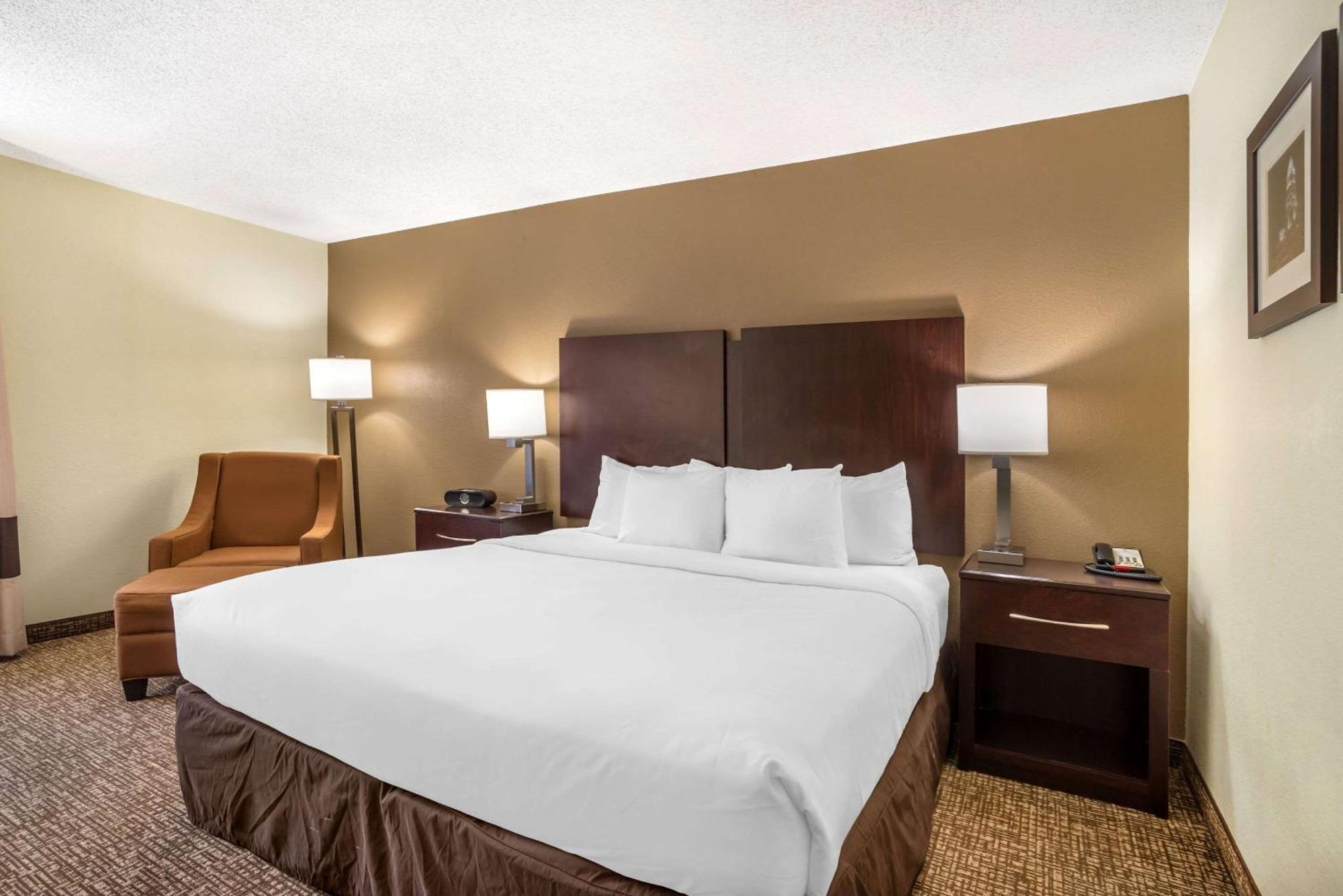 Comfort Inn & Suites Lake Norman Корнеліус Екстер'єр фото