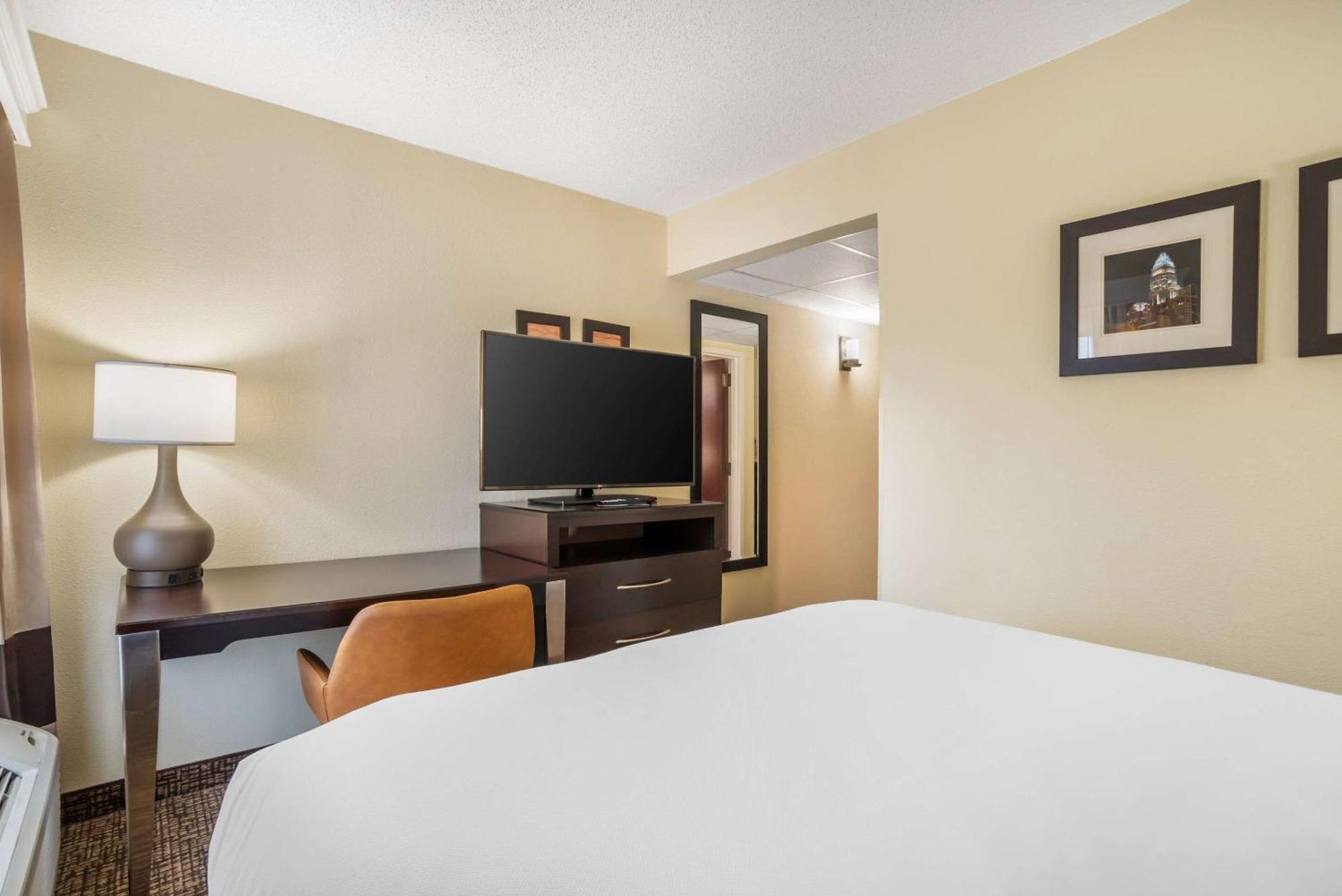 Comfort Inn & Suites Lake Norman Корнеліус Екстер'єр фото