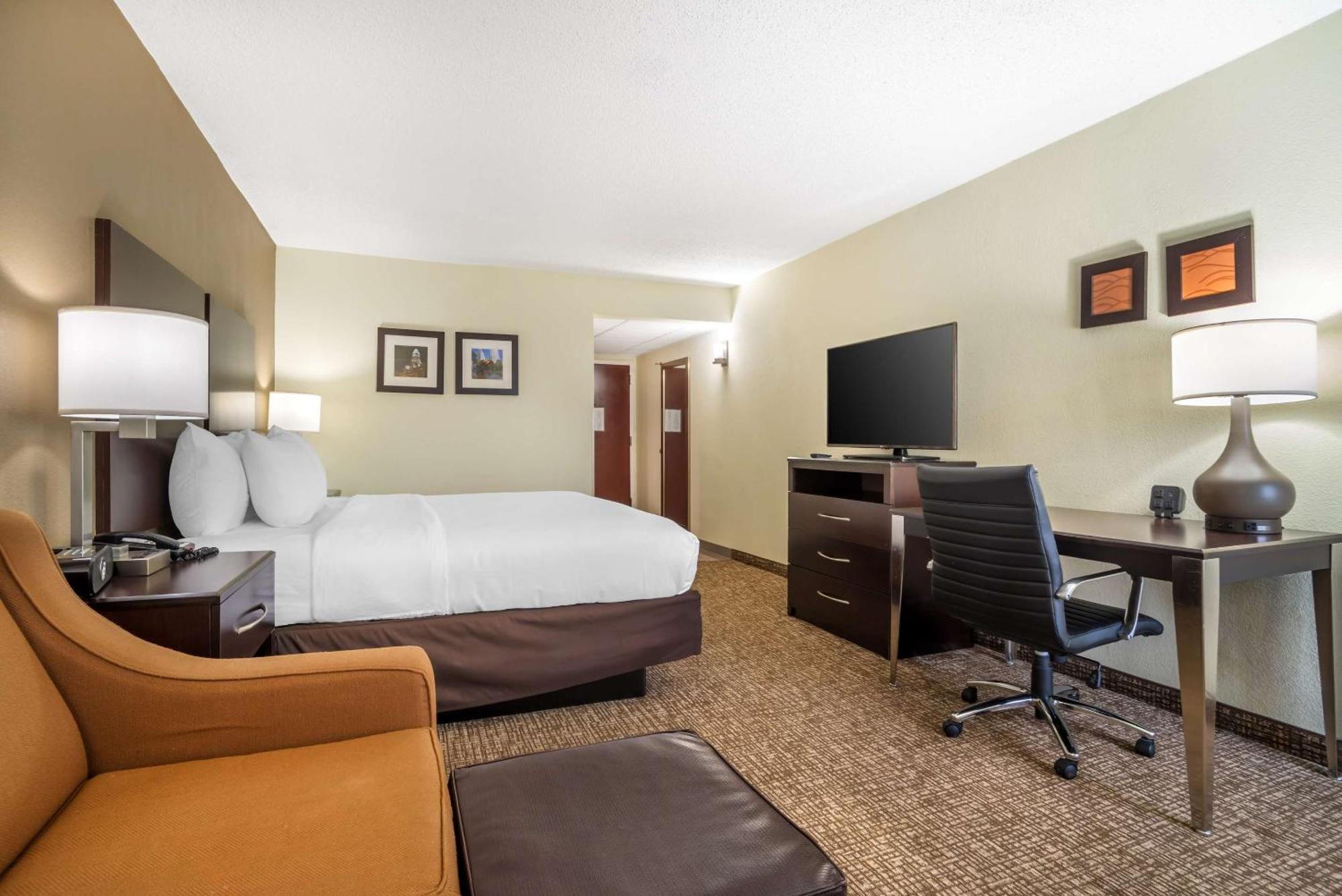Comfort Inn & Suites Lake Norman Корнеліус Екстер'єр фото