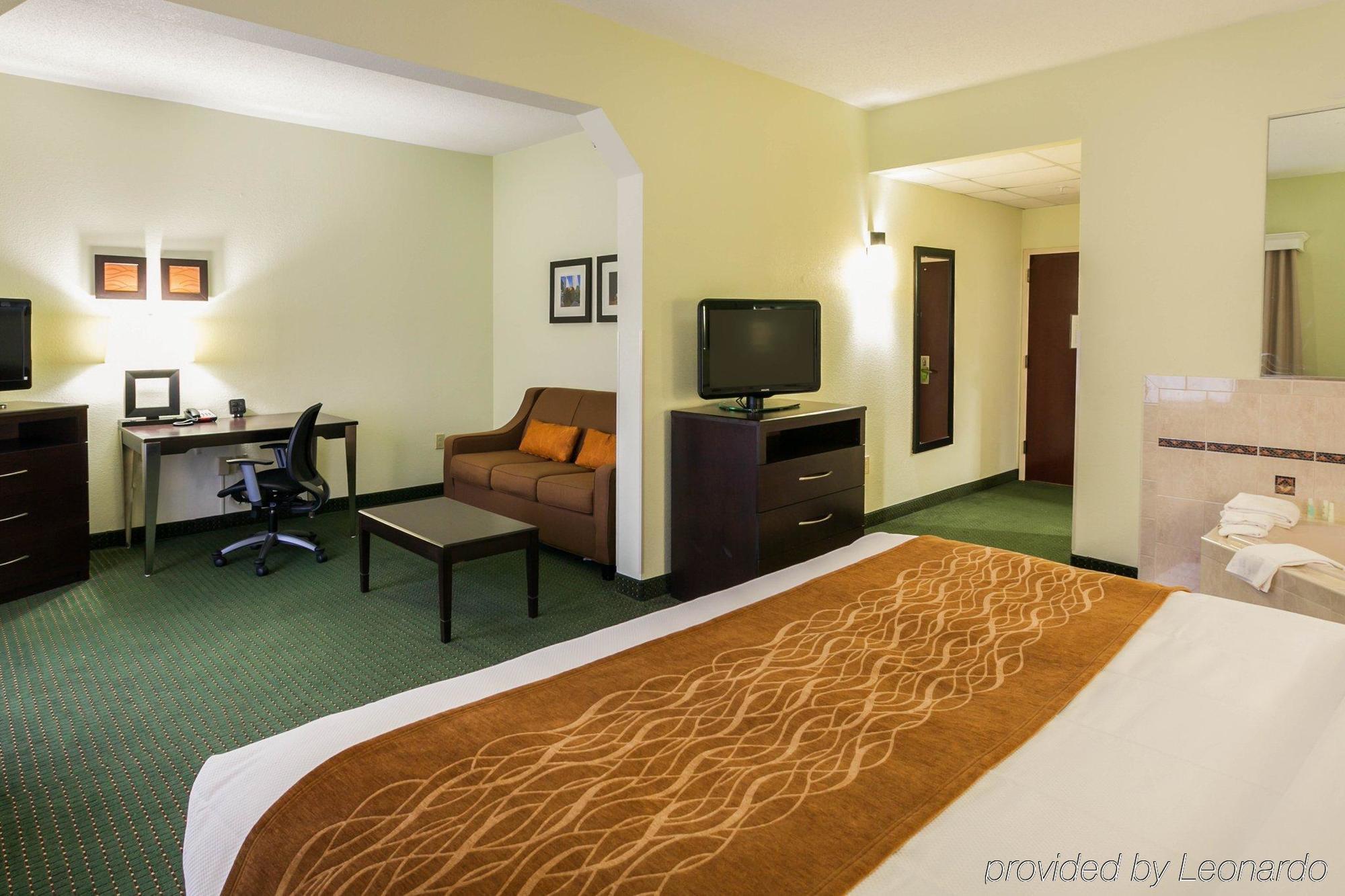 Comfort Inn & Suites Lake Norman Корнеліус Екстер'єр фото