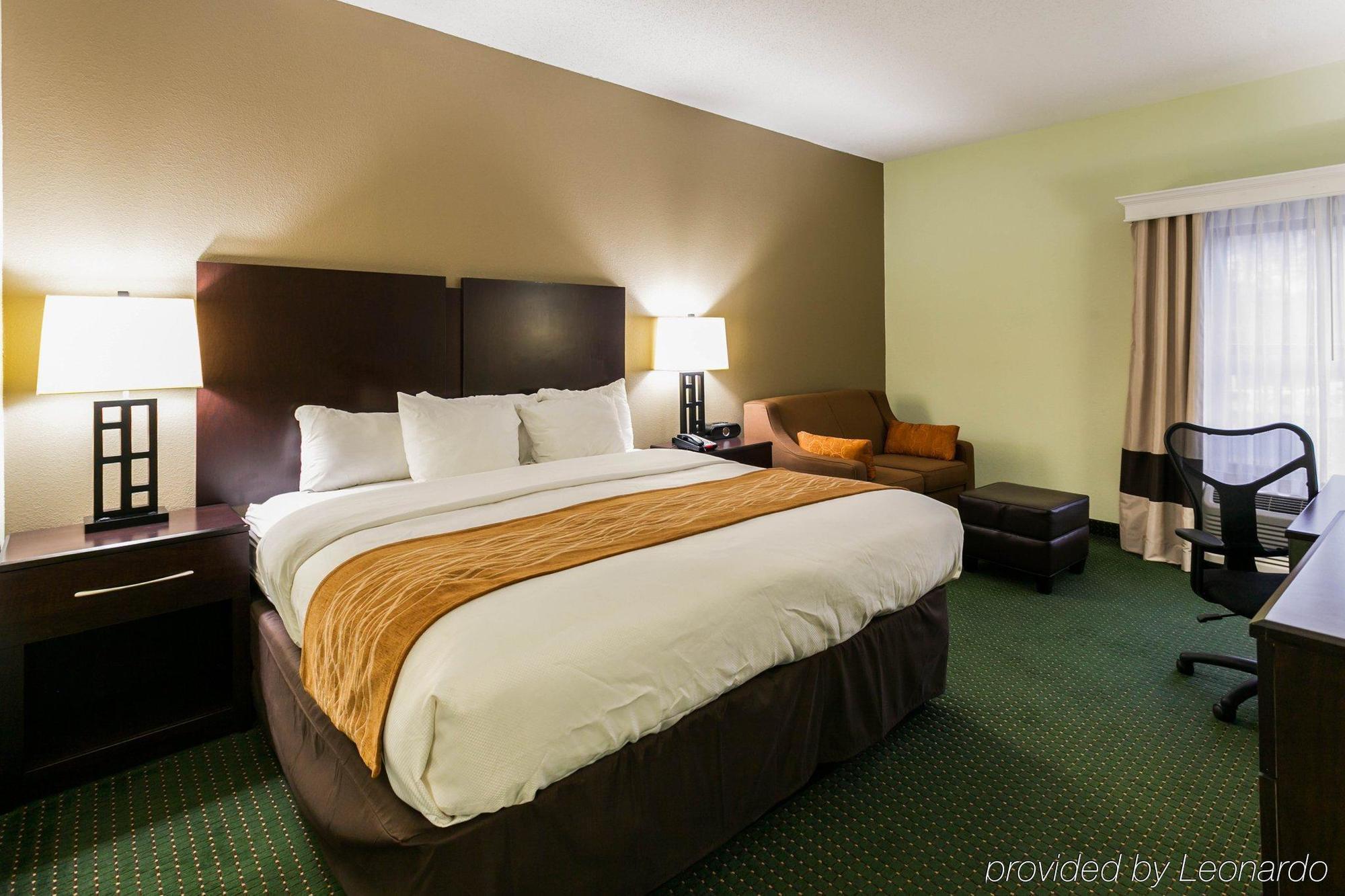 Comfort Inn & Suites Lake Norman Корнеліус Екстер'єр фото