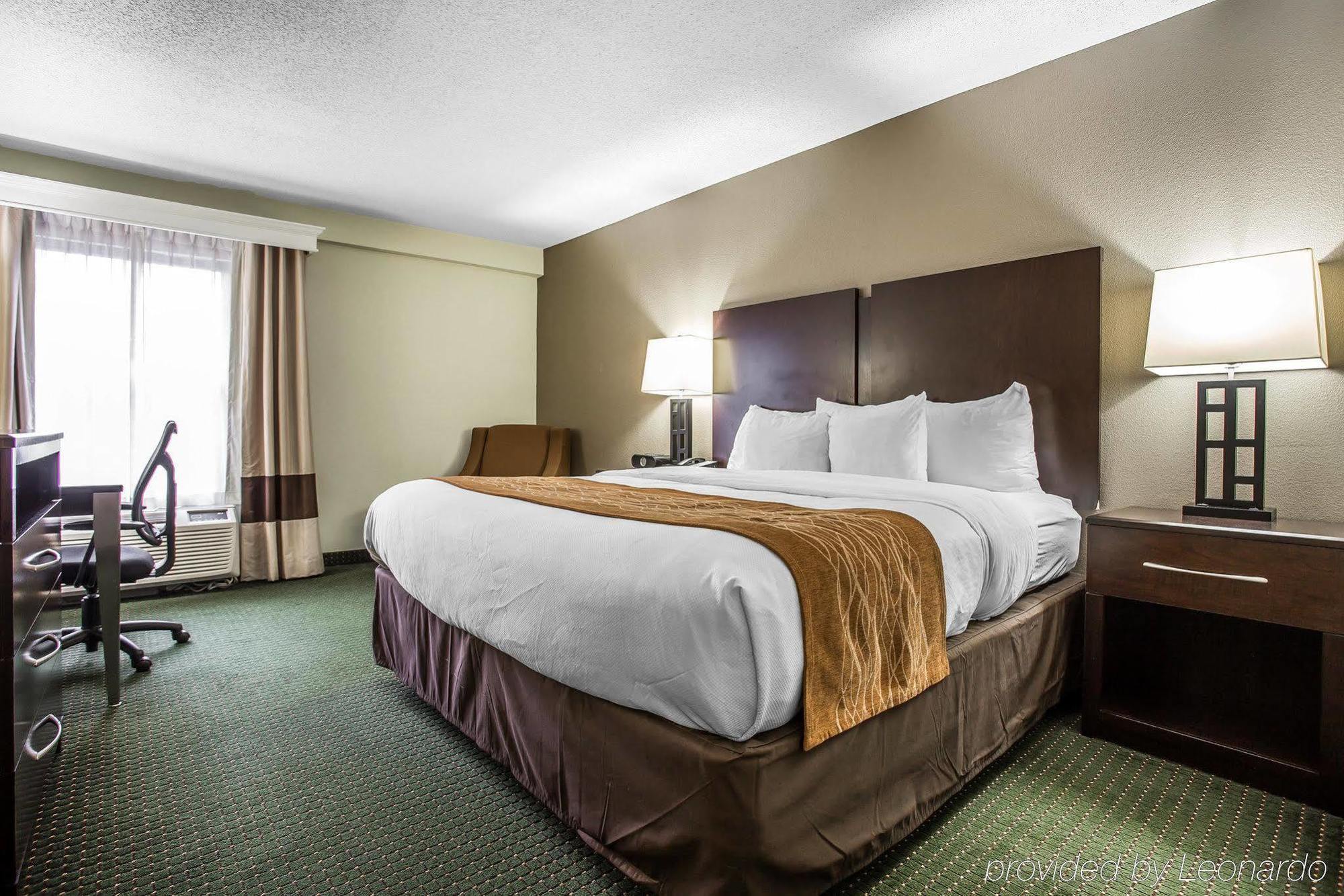 Comfort Inn & Suites Lake Norman Корнеліус Екстер'єр фото